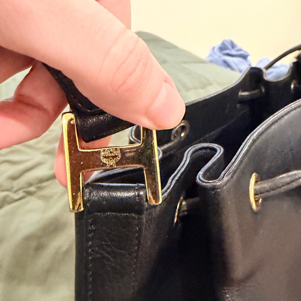 MCM Black Leather Bucket Bag - Picture 5 of 11